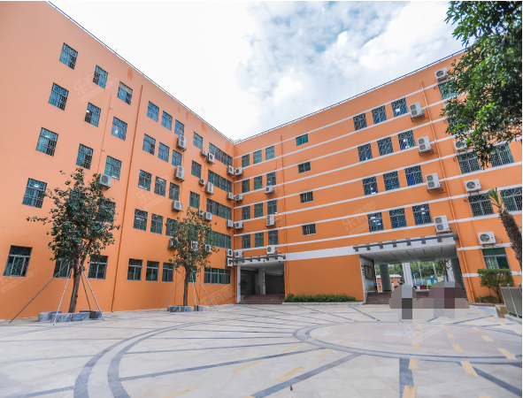 學(xué)?？照{(diào)集中控制方案